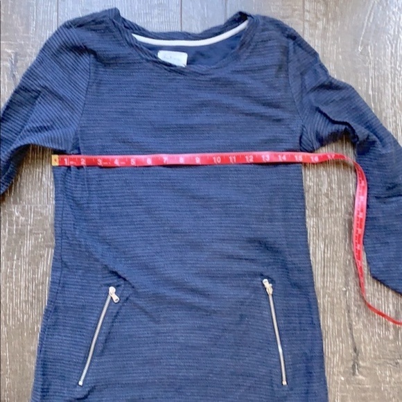 Lou & Grey Navy Blue Textured Knit Sweatshirt Tunic Zip Pockets Size XS - Picture 7 of 11